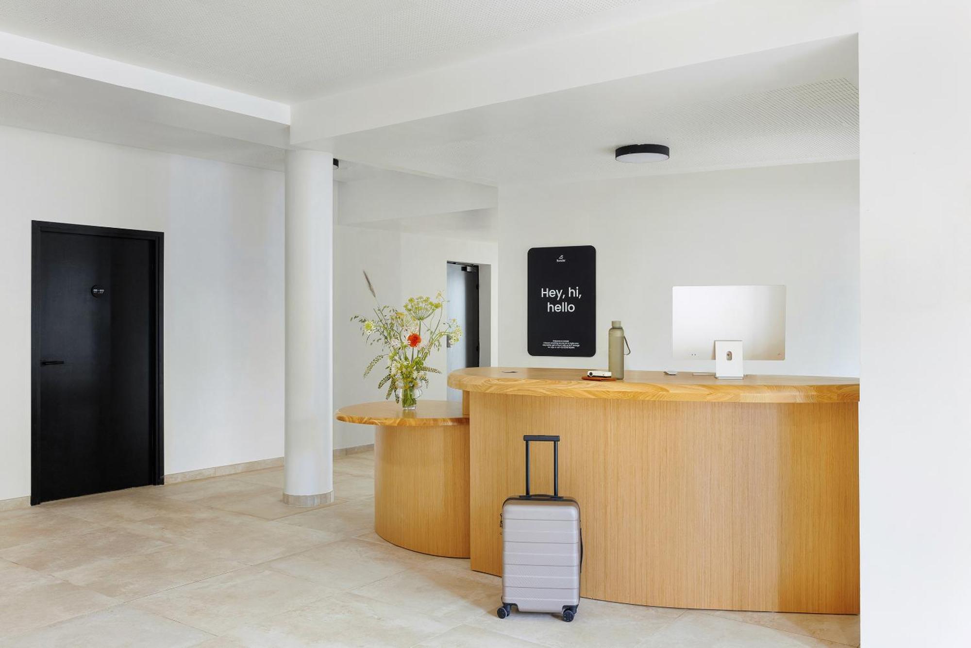 Sonder Yvette Hotel Vanves Buitenkant foto